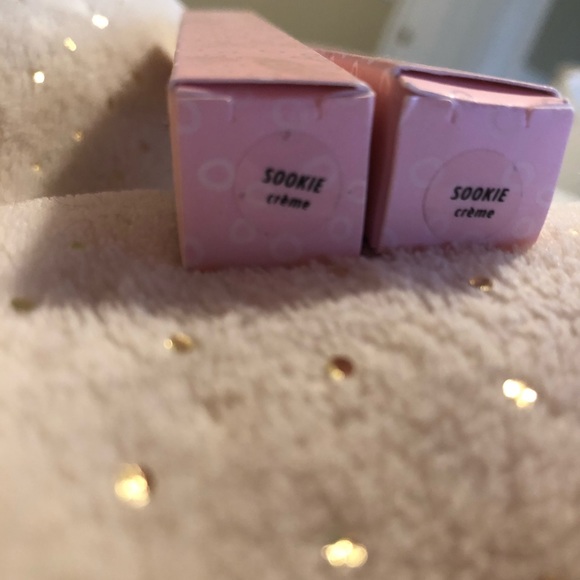 Colourpop Ultra Glossy Lip in “Sookie” - Picture 3 of 4